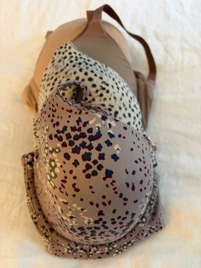 Victoria's Secret Mauve Multi Printed Bra